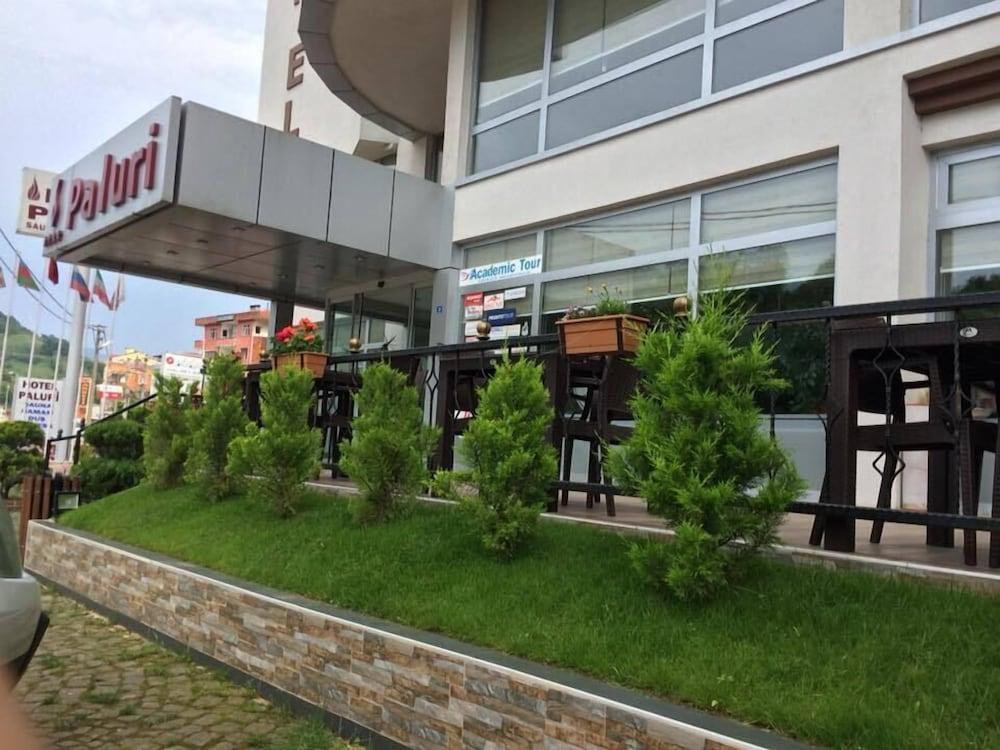 Paluri Hotel Hopa Buitenkant foto